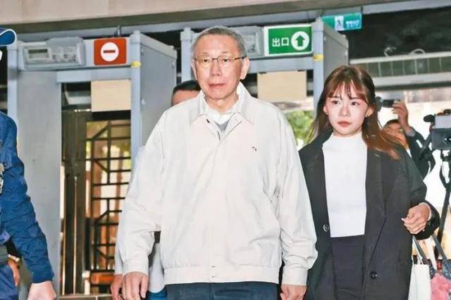 年终盘点/民主退步的2024：“斗鸡”搭草台，“台独”变独裁！