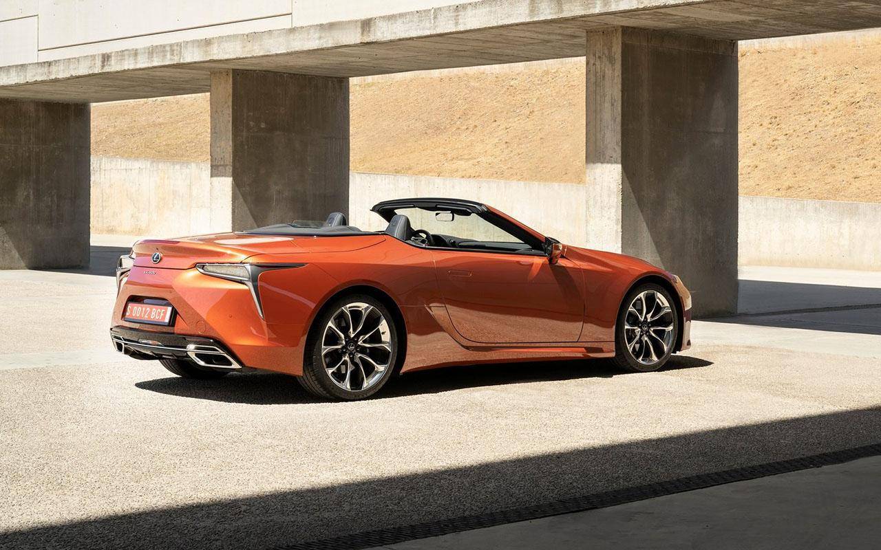 V8(v8e行车记录仪)